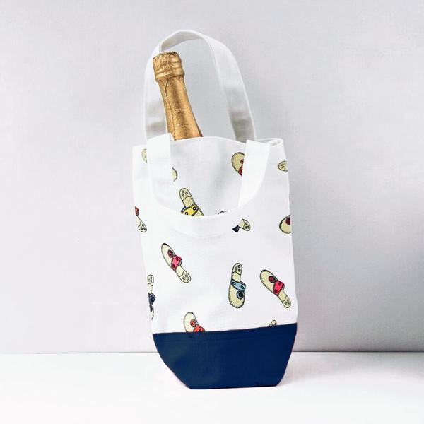 Jacks Print Wine Tote - Jack Rogers USA - Click Image to Close